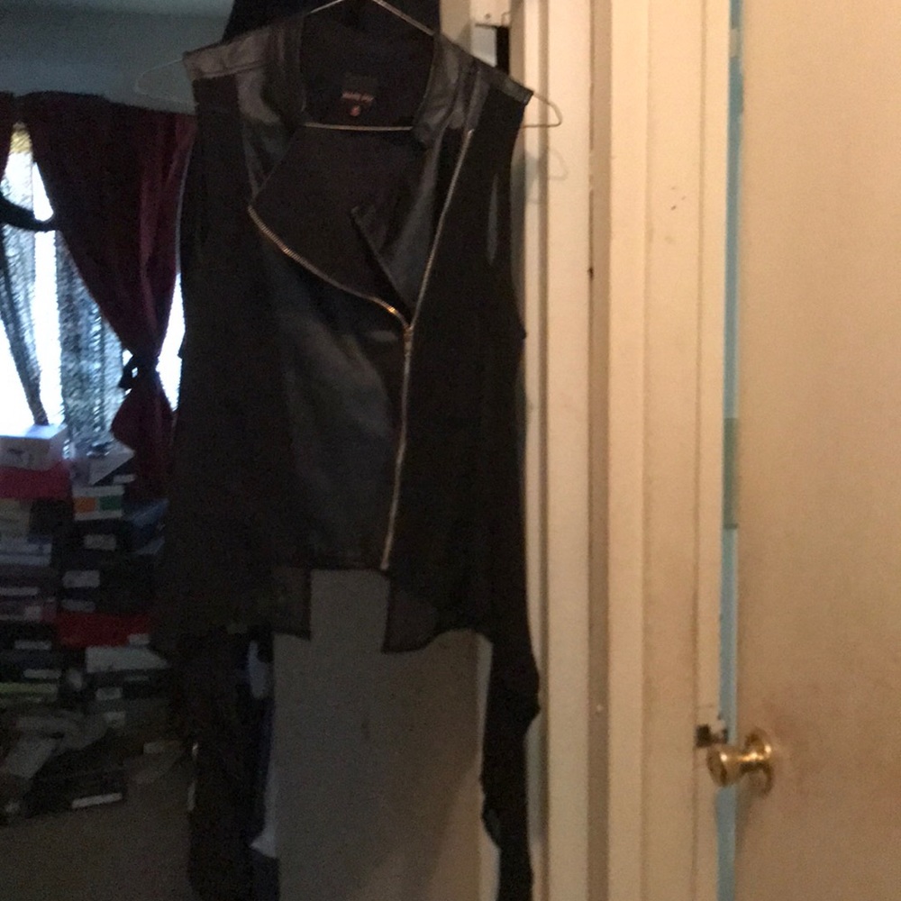 Fux leather and lace zip up black vest